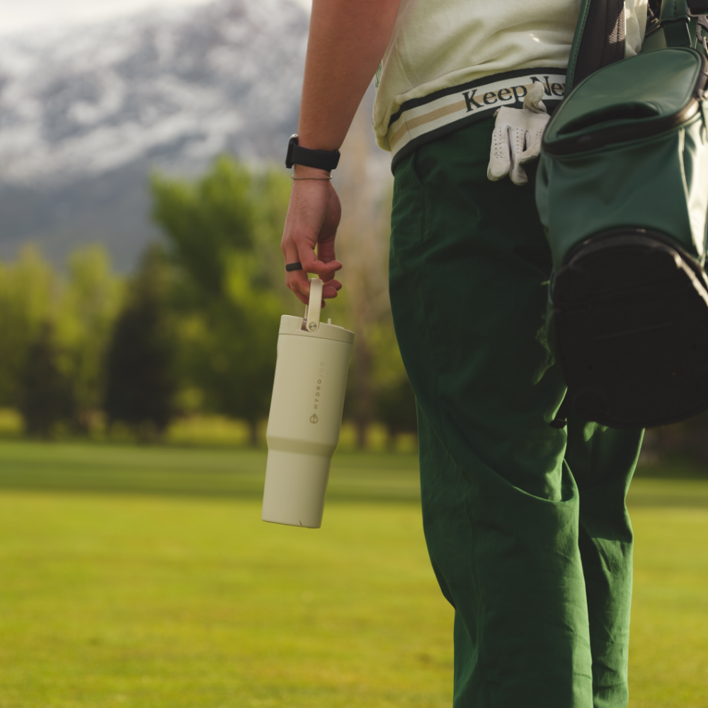 cream-40oz-1182ml-q4 Web-Product_Images-Sport_40-Cream-10.png